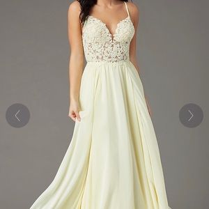 Never worn prom dress!